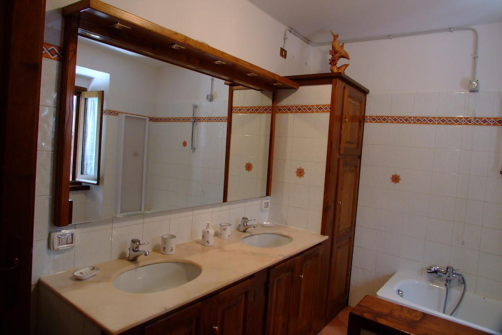 Il Sorriso Dei Monti Bed & Breakfast Orvinio Exterior foto