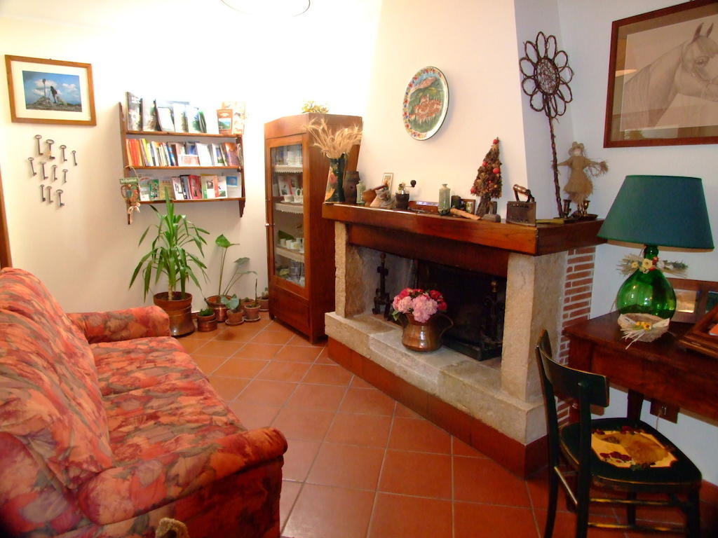 Il Sorriso Dei Monti Bed & Breakfast Orvinio Exterior foto